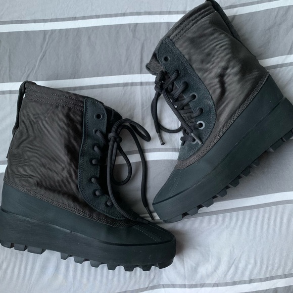 Yeezy Shoes - YEEZY 950 W